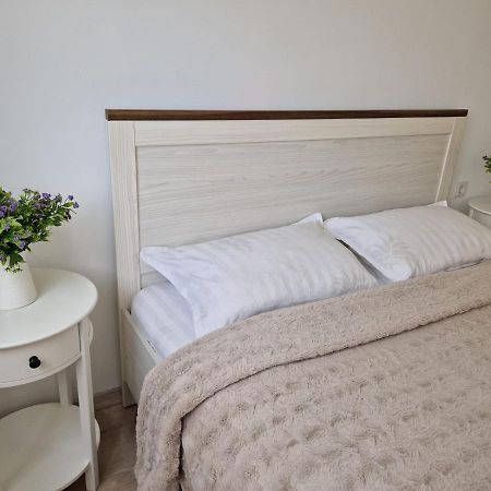 San Casa Apartment Sebeş Esterno foto